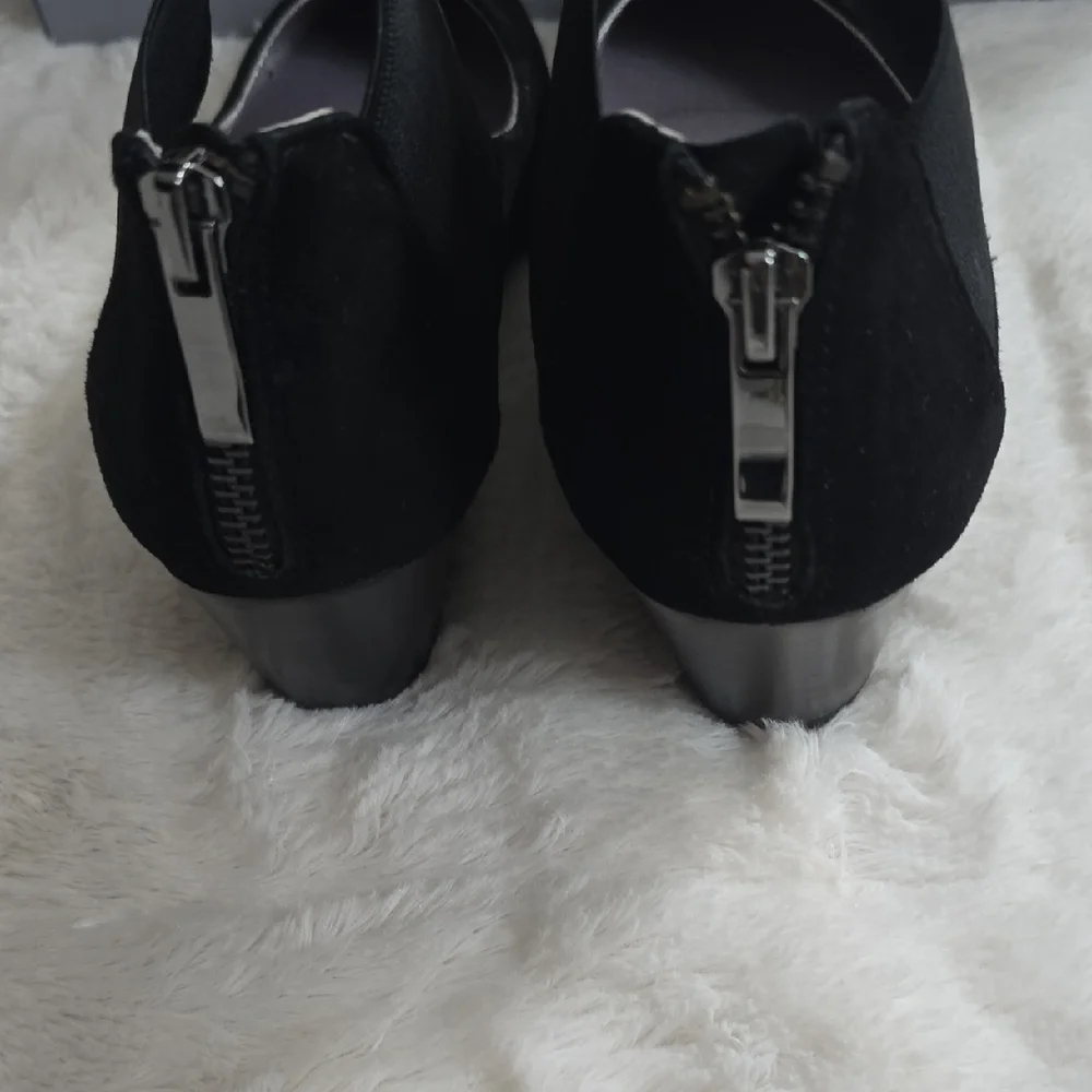 Black Women's Heels